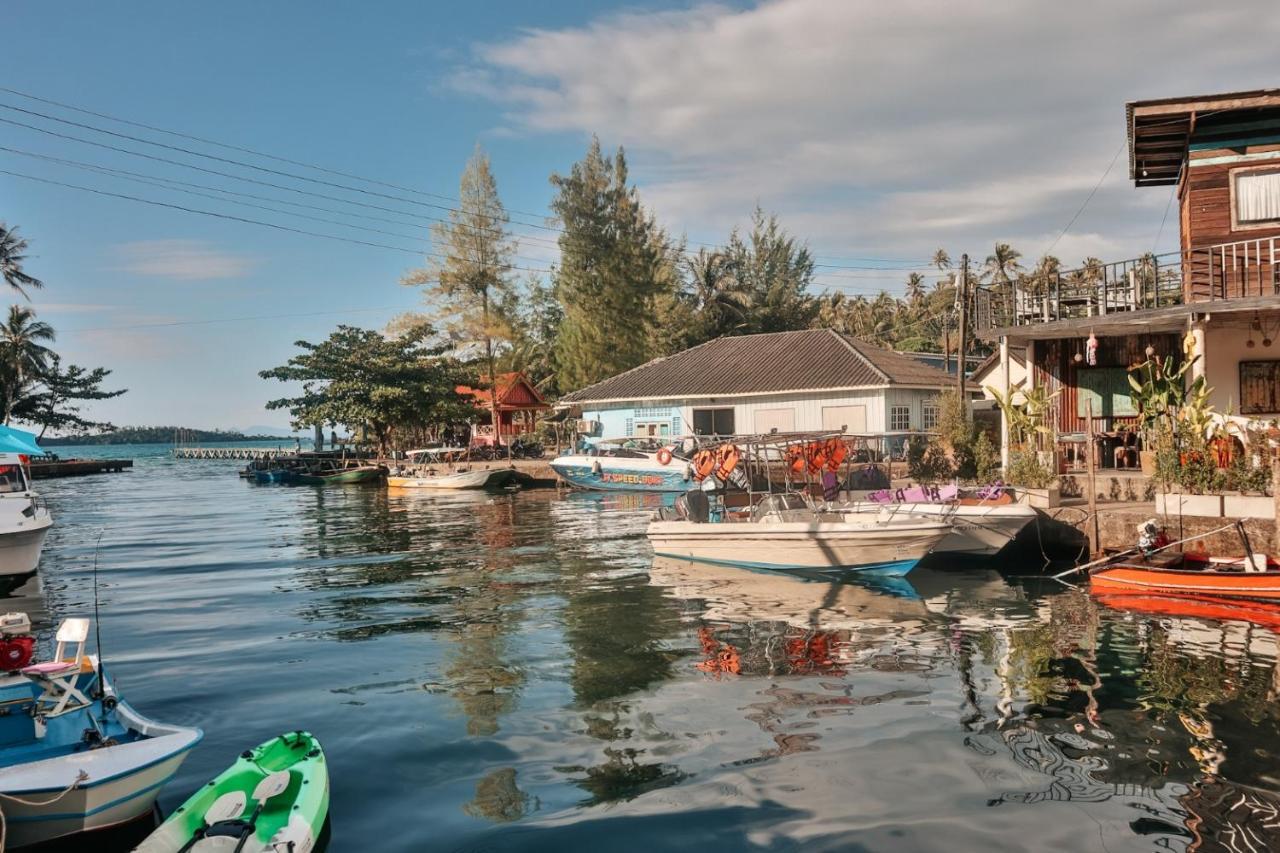 Baan Rabieng Talay Homestay Ko Kut Buitenkant foto
