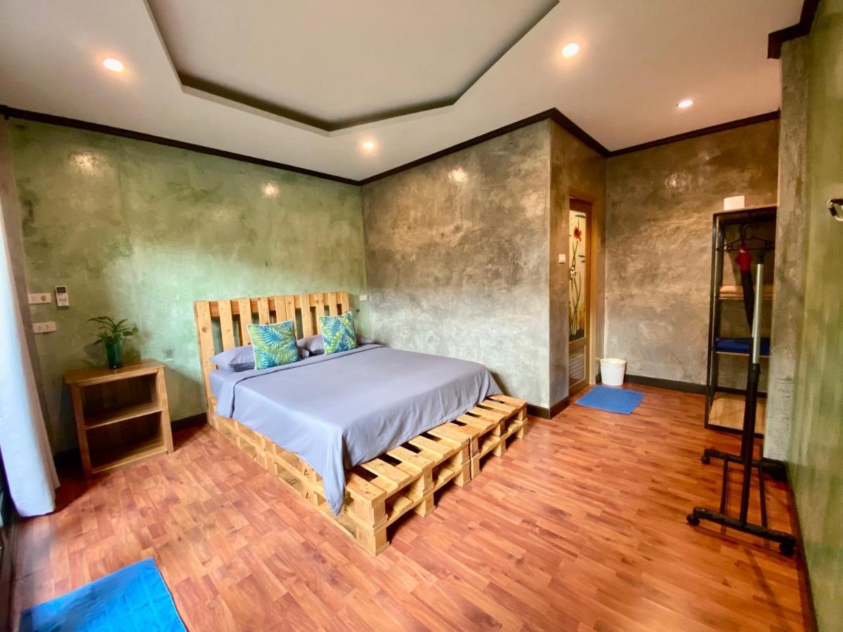 Baan Rabieng Talay Homestay Ko Kut Buitenkant foto